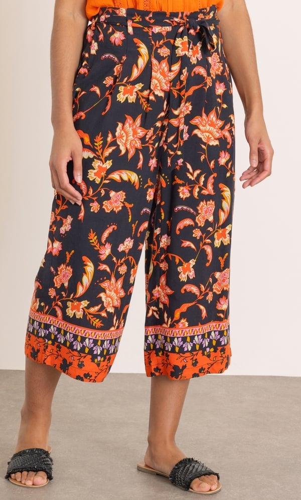 Floral Printed Wide Leg Cropped Trousers